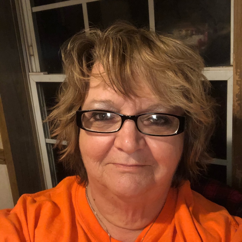 Meet your Posher, Sharon